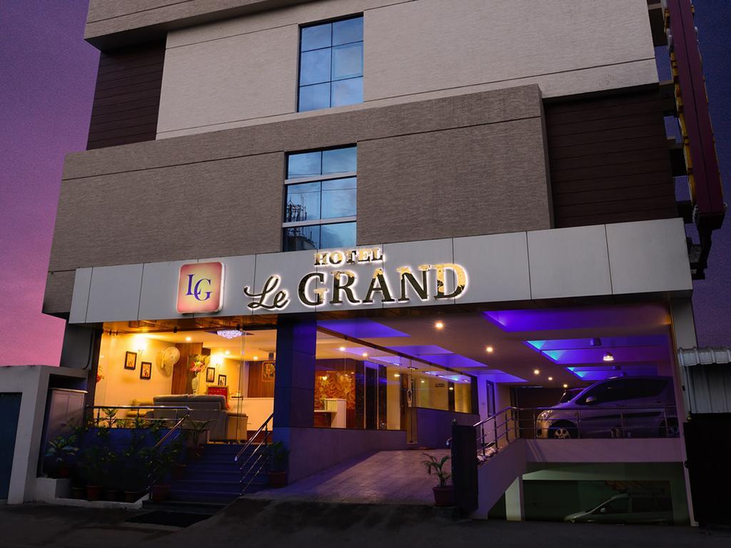 Hotel Le Grand Коимбатур Экстерьер фото